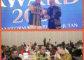 Pemprov NTT Raih Penghargaan Pos Kupang Award 2025’, Gubernur Melki Sebut Pos Kupang Harus Selalu Kritis Mengawal Pembangunan NTT