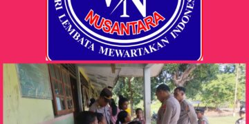 Kapolres Sikka Serahkan Bantuan Peralatan Sekolah Bagi Siswa SDK Lekot Desa Heder