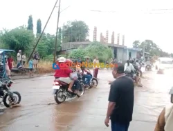 Banjir Bandang Landa Lembata, Pagar Kantor Bupati Ambruk