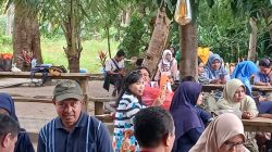 Memupuk Kebersamaan : Kementerian Agama dan Kementerian Haji dan Umrah Lembata Silaturahmi di Pantai Hadakewa