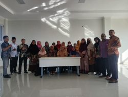 Pengawas PAI Dampingi MGMP dan KKG Merakit Soal HOTS Terapkan Format AKM