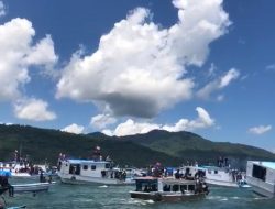 Ribuan Peziarah Padati Larantuka, Prosesi Laut Jumat Agung Semana Santa