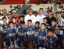 Wakil Gubernur NTT, Johni Asadoma Tutup Kejuaraan Sepak Bola Piala Tidar KU U-10 dan U-12, Dorong Pembinaan Atlet Muda Berprestasi