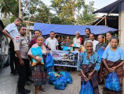 Kawan Gibran Sikka Salurkan Sembako untuk Warga Terdampak Gempa di Desa Iligai, Mengungsi Mandiri
