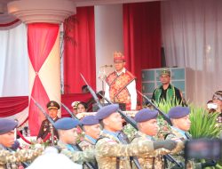 Wagub Johni Asadoma Pimpin Upacara Penurunan Bendera HUT Ke-81 Kemerdekaan Republik Indonesia Tingkat Provinsi NTT