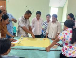 Guru SD di Lembata Belajar Mendekatkan Matematika dengan Dunia Anak Melalui Model GEMBIRA