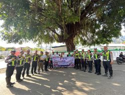 Sambut Hari Lalu Lintas ke-71, Satlantas Polres Ende Manjakan Sopir Ojek dan Warga Lewat Aksi Bagi Sembako