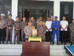 Mempererat Sinergitas Penegakan Hukum, Polres Ende Beri Kejutan Tumpeng pada Hari Lahir Kejaksaan RI ke-81