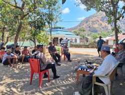 Satbinmas Polres Ende Polda NTT Dengarkan  Suara Warga Lokoboko Pasca-Gempa Flores