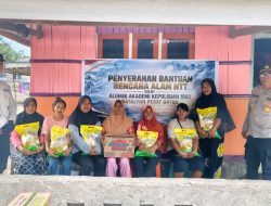 Melalui Polres Ende Polda NTT, Alumni Akpol 1993 Batalyon Pesat Gatra Salurkan Bantuan untuk Korban Gempa Flores